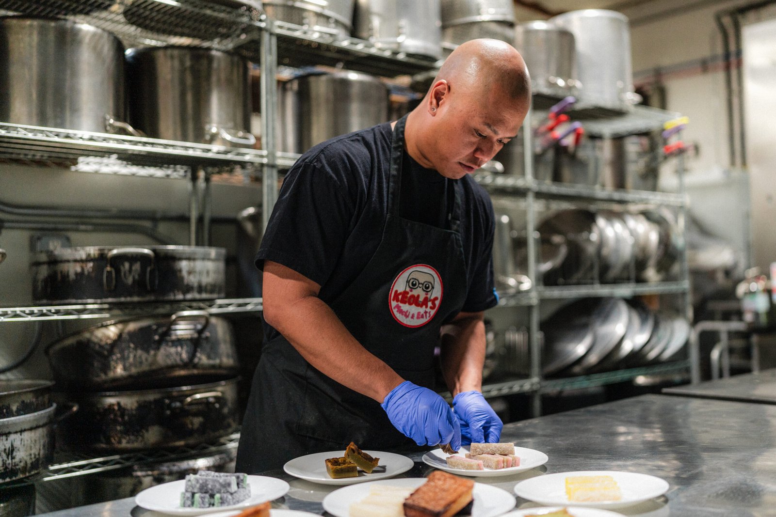 shopify mochi business owner presenting his butter mochi and chichi dango